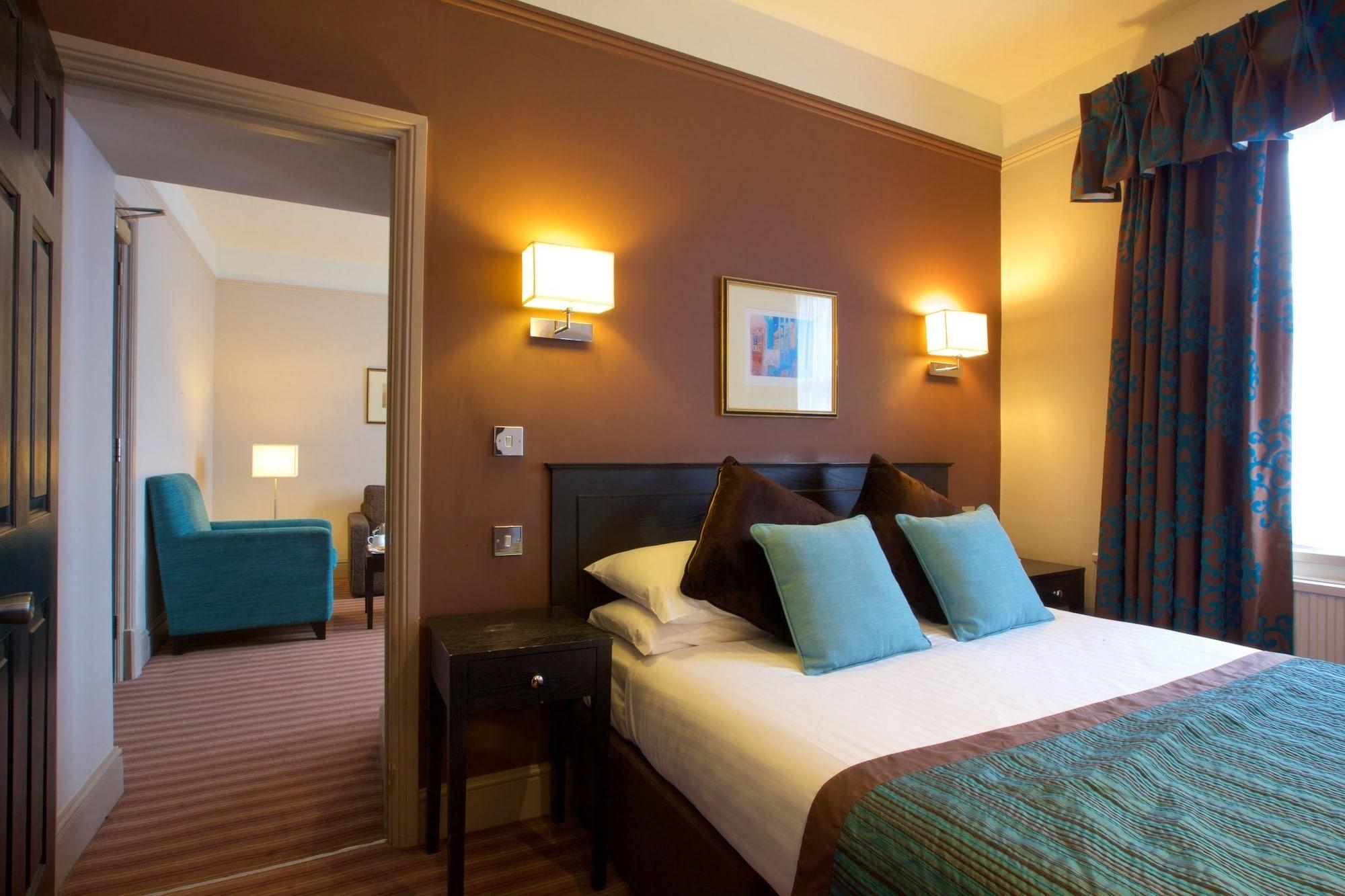 Stourport Manor Hotel Екстериор снимка