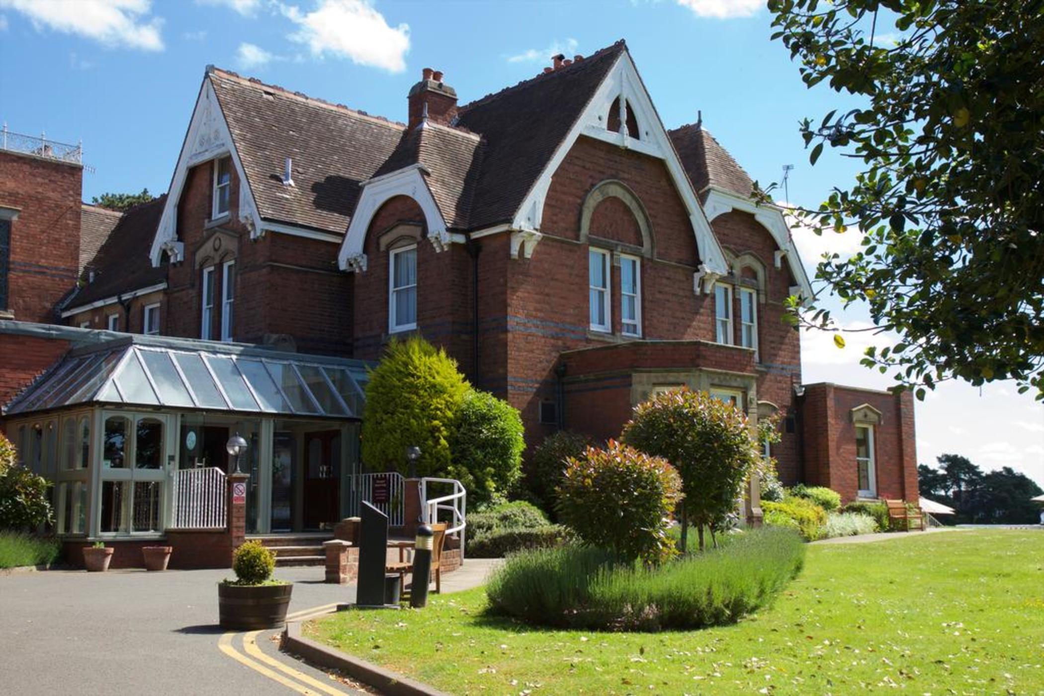 Stourport Manor Hotel Екстериор снимка