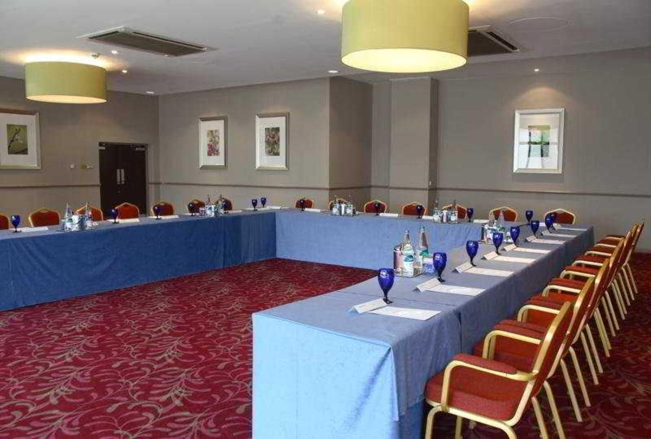 Stourport Manor Hotel Екстериор снимка