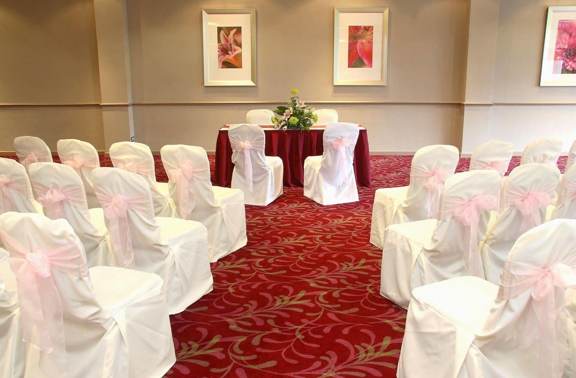 Stourport Manor Hotel Екстериор снимка
